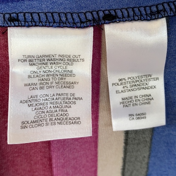 Jones Studio Colorblock 3/4 sleeve top, Sz S, NWT - Picture 6 of 6